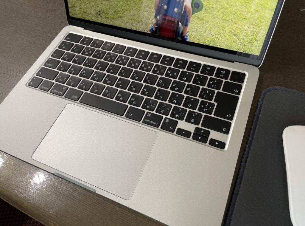 MacBookAirM2