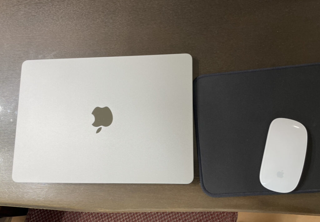 MacBookAirM2